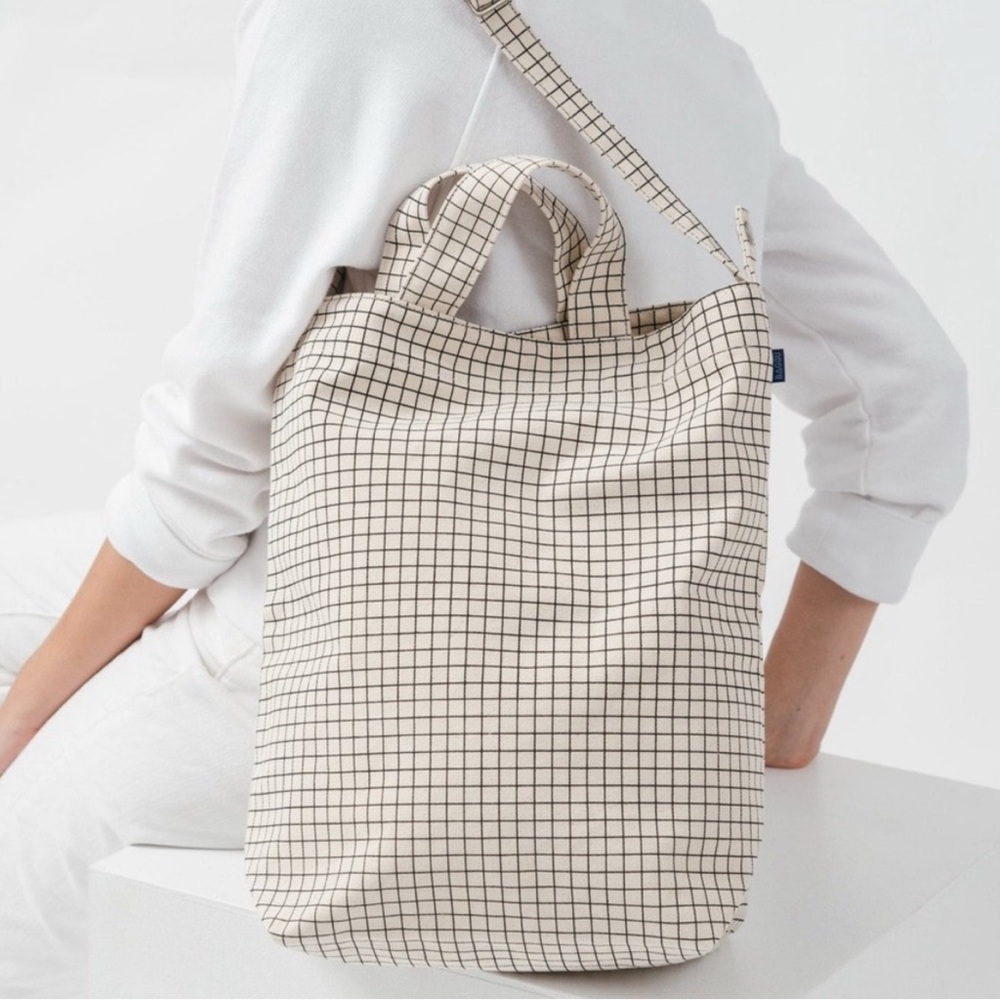 BAGGU Grid Duck Tote Bag